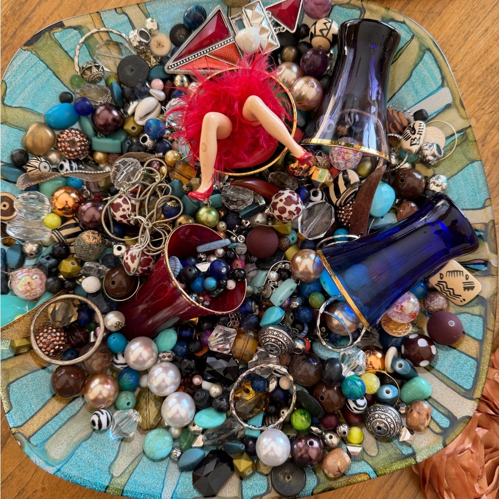 Assorted Beads and Charms Bead Soup 🥣 6 oz Medium Bag LIMITED TIMED $12 was $16